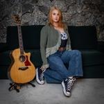 Jennifer Kaiser - Singer/Songwriter