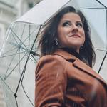 PARLEZ-MOI D'ELLE - Marie-Élaine Thibert