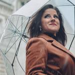 PARLEZ-MOI D'ELLE - Marie-Elaine Thibert