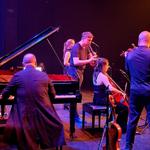 TIMM BECKMANNS LIGA DER AUSSERGEWÖHNLICHEN MUSIKERINNEN - SPARK