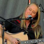 Fiona Boyes