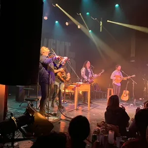 concert photo