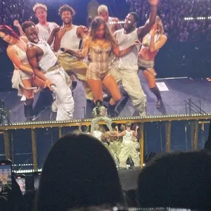 concert photo