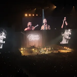 ショーンメンデス　ライブチケット Shawn Mendes Tickets & 2025 Concert Tour Dates | SeatGeek