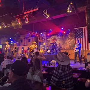 concert photo