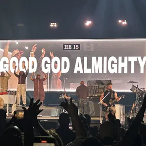 concert photo