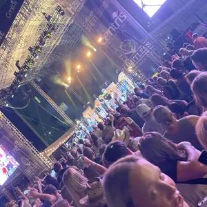 concert photo