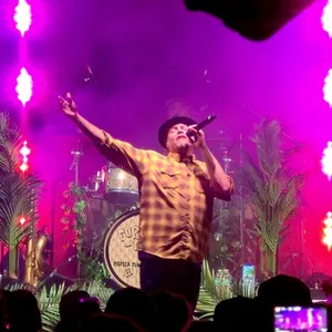 concert photo