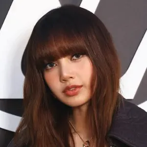 LISA (ลิซ่า) Concerts & Live Tour Dates: 2026-2027 Tickets