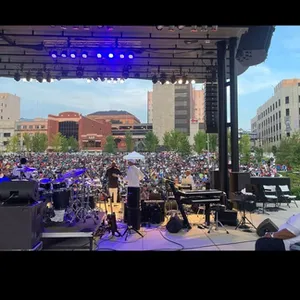 concert photo