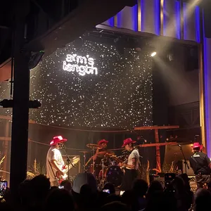 concert photo
