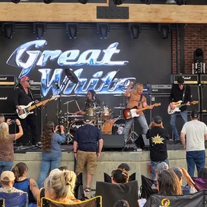 concert photo
