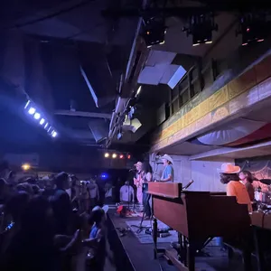 concert photo