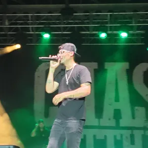 concert photo