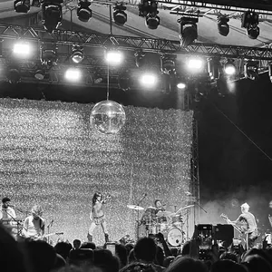 concert photo