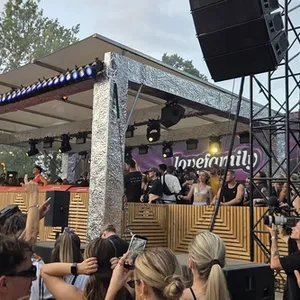 concert photo