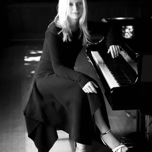 Valentina Lisitsa: Live　DVD Valentina Lisitsa Live At The Royal Albert Hall - Album by