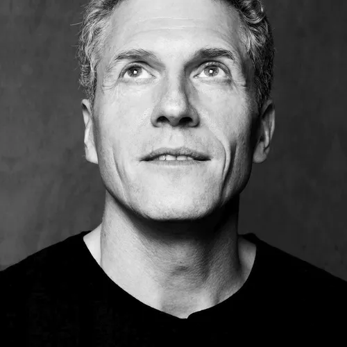 STEPHAN OLIVA
