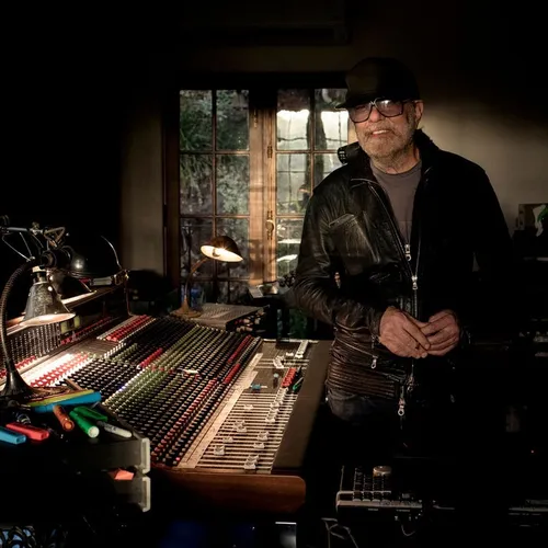 Daniel Lanois