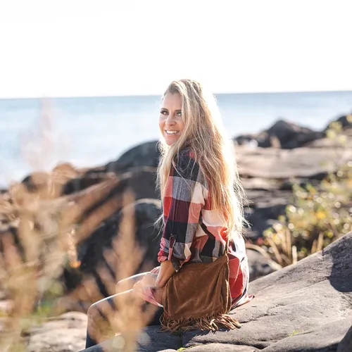 Lisa Miskovsky