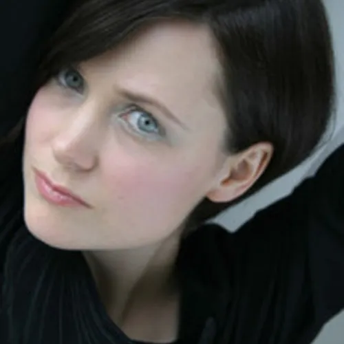 Mara Carlyle