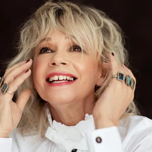 Martine St-Clair