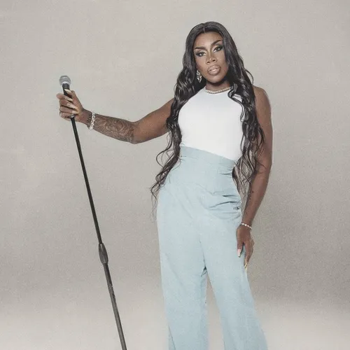 Monét X Change