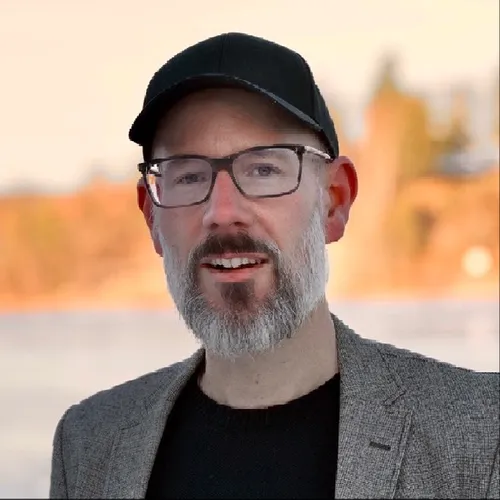 Stefan Bäcklund