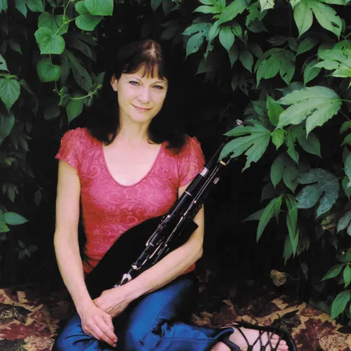 Laura MacKenzie