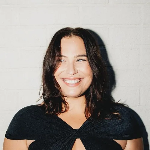 Molly Hammar