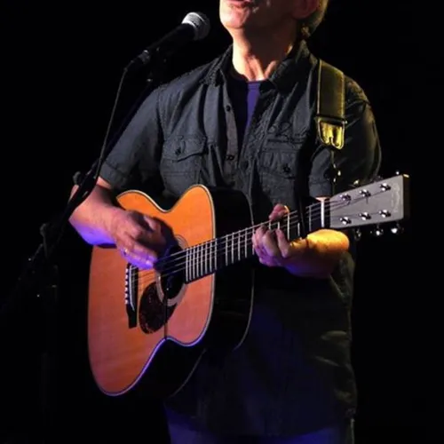 Iain Matthews