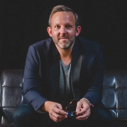 Andrew Greer