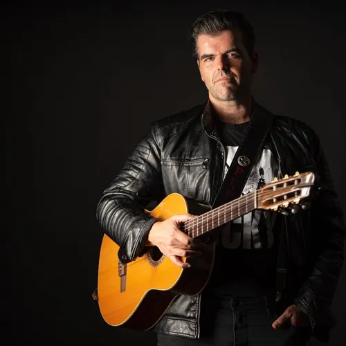 Pépé et sa guitare