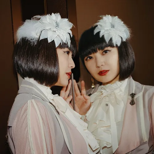 Mika Kobayashi
