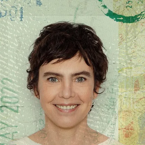 Adriana Calcanhotto