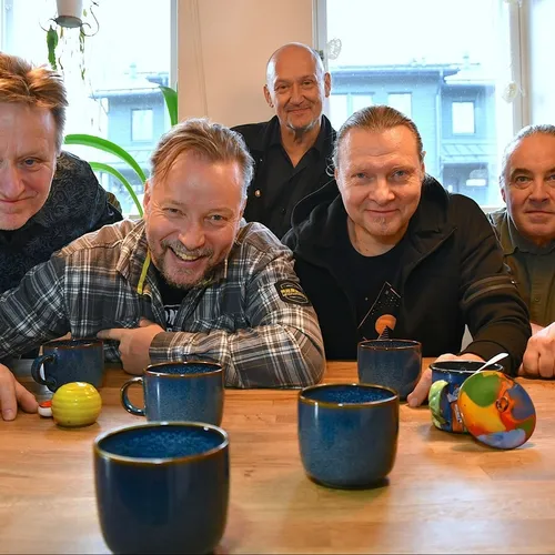 Kolmas Nainen