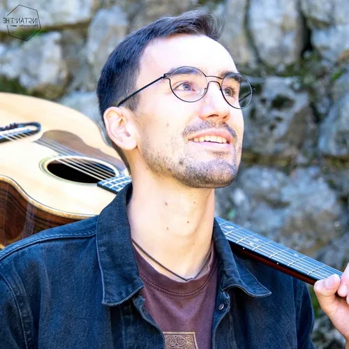 Damien Iris