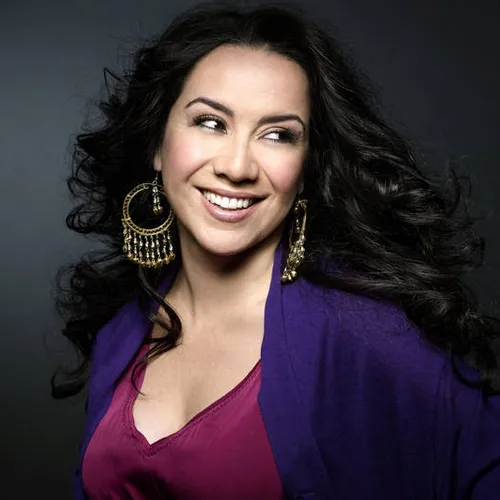 Claudia Acuña