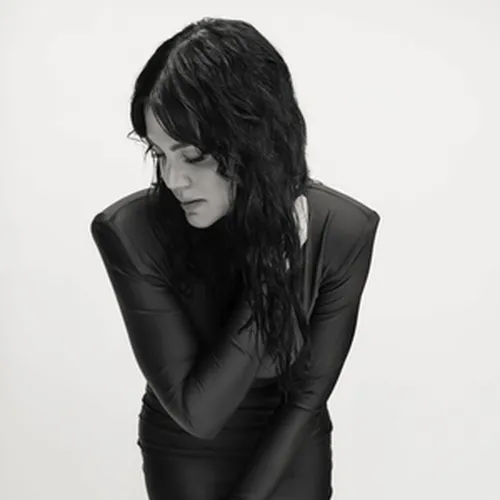 Vanessa Amorosi