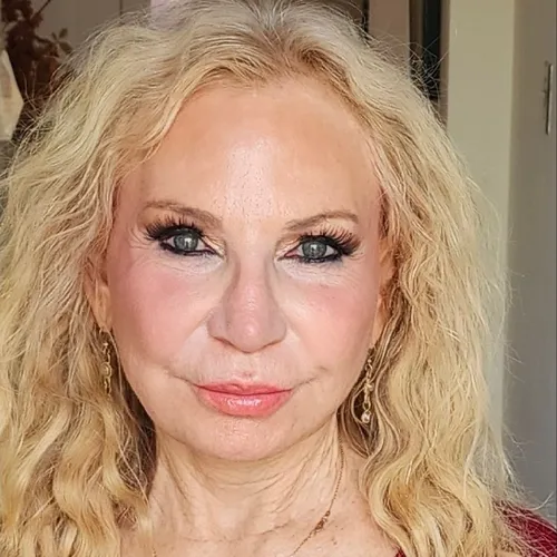 Robin Avery