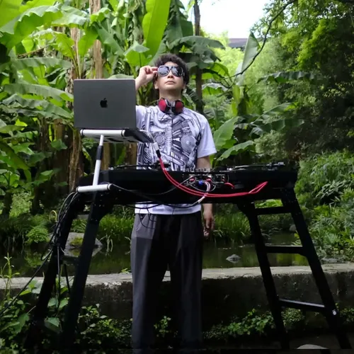 DJ NB