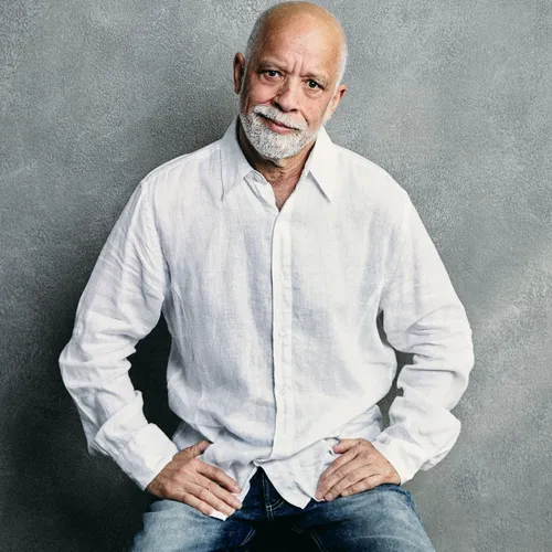Dan Hill