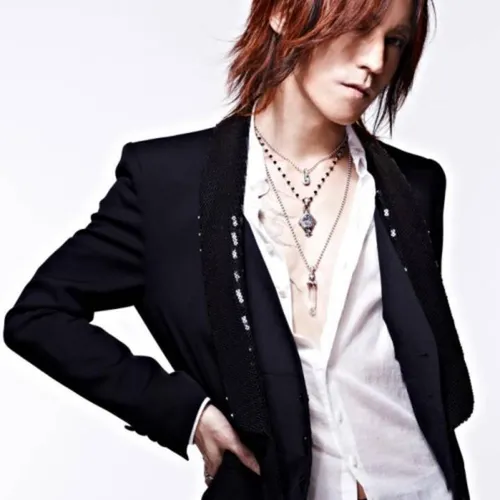 SUGIZO