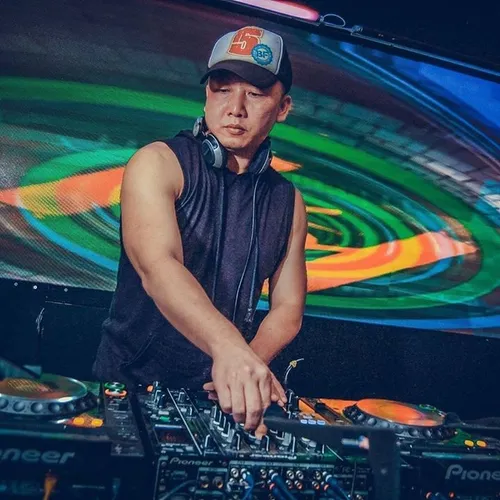 DJ Jimmy Chen