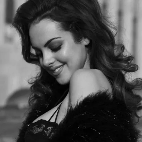 Elizabeth Gillies
