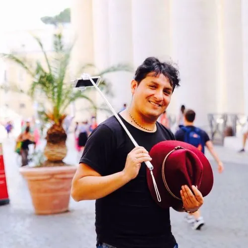 Max Castro