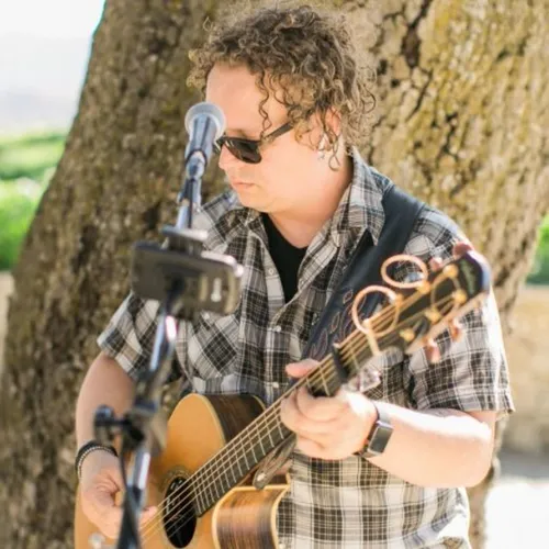 Michael Shelton