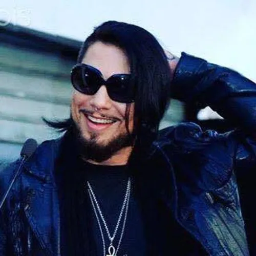 Dave Navarro