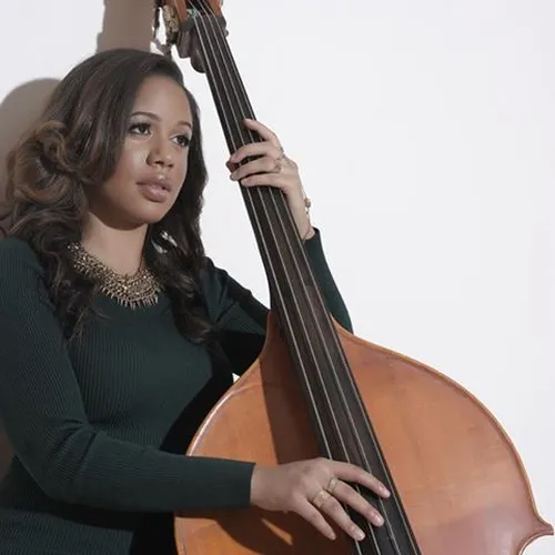 Aneesa Strings