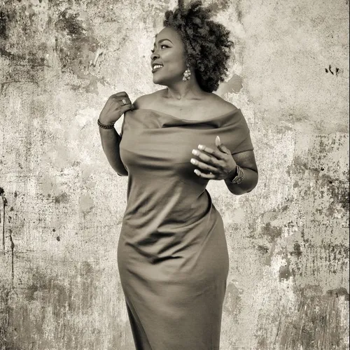 Quiana Lynell